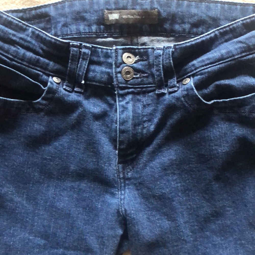 Levi’s Mid Rise Skinny Jeans - Picture 2 of 7